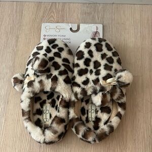 Jessica Simpson slippers